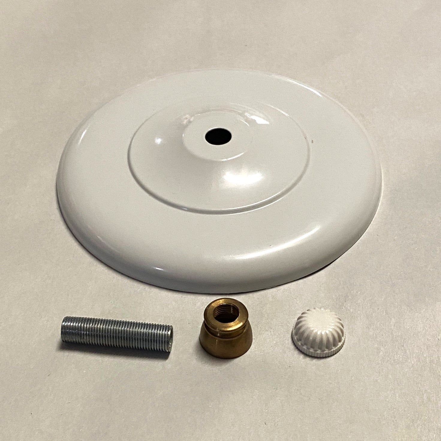 Blank-Up Assembly Kit- White Finish W/ Canopy, Nozzle, LampNip & Blind Nut Cap.