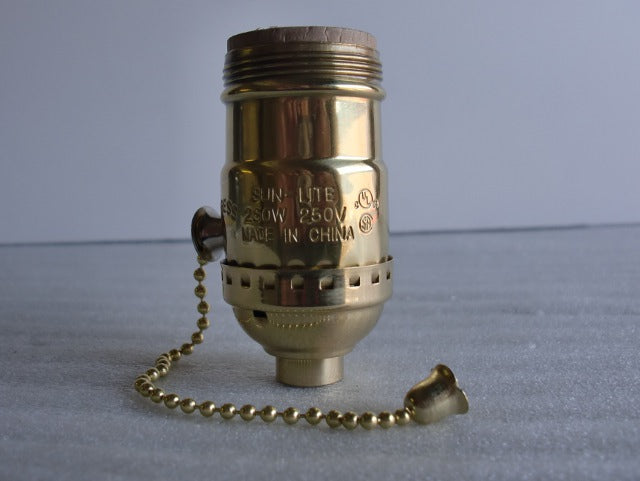 Pull-chain UNO Lamp Socket Antique Brass